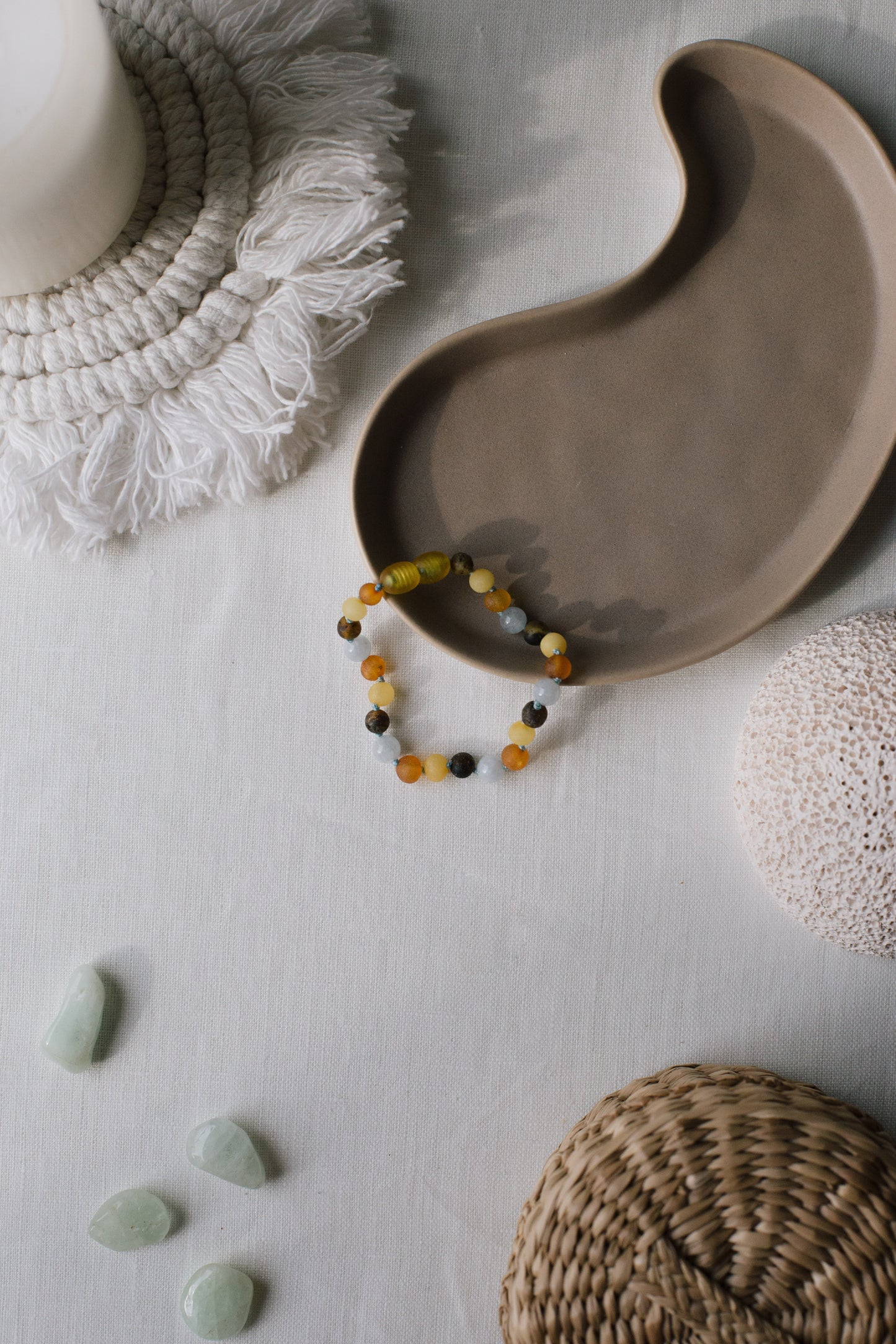 Elizabeth bracelet. Combined amber and aquamarine.