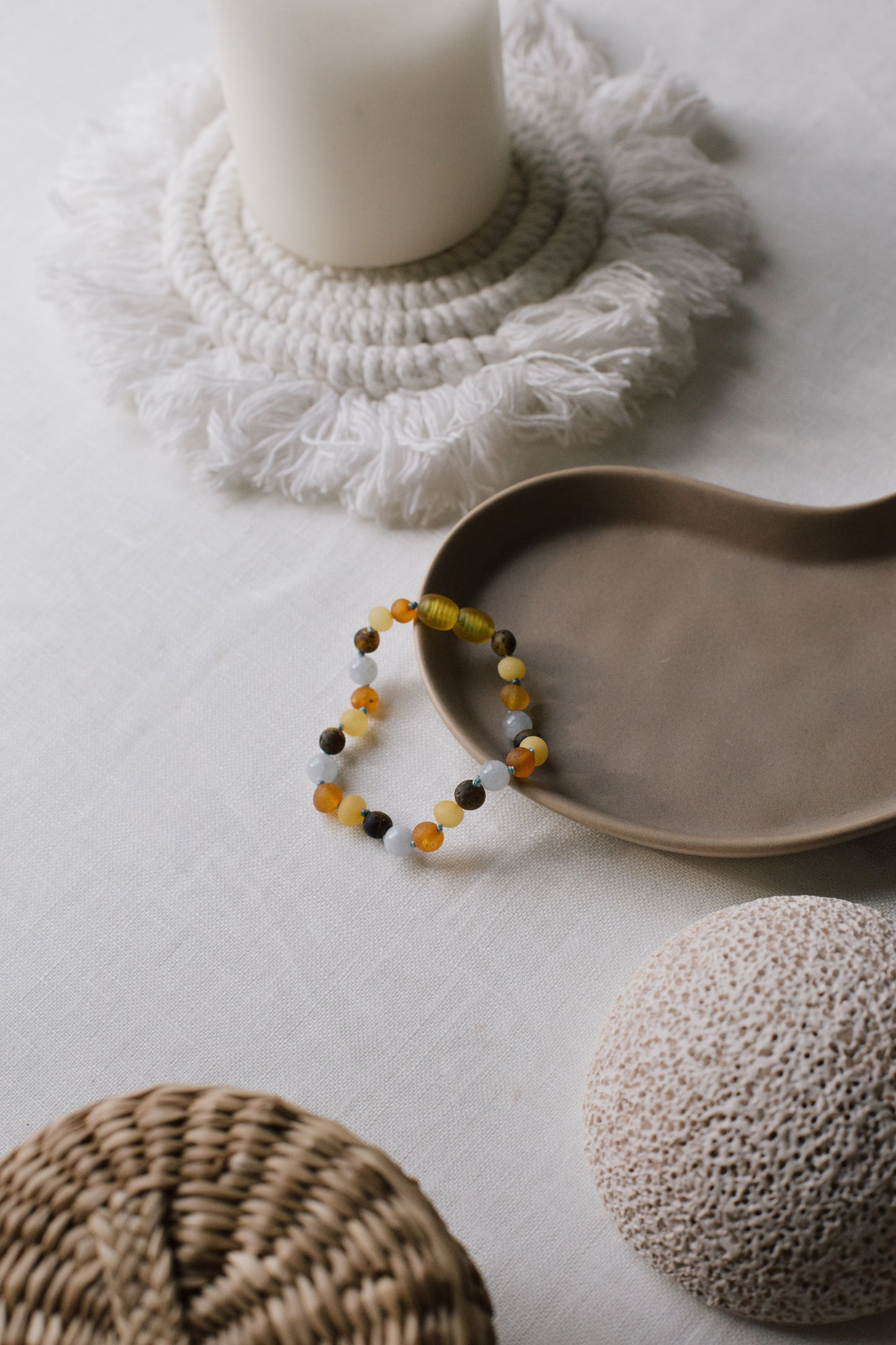 Elizabeth bracelet. Combined amber and aquamarine.
